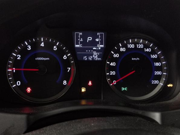 Hyundai Solaris I Рестайлинг с пробегом 2015 года, цена 999 000 рублей, 151279 км, хэтчбек, Автокод Объявления