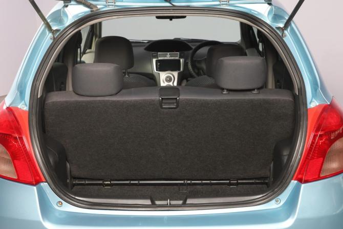 Toyota Vitz II (XP90) с пробегом 2005 года, цена 579 000 рублей, 172000 км, хэтчбек, Автокод Объявления