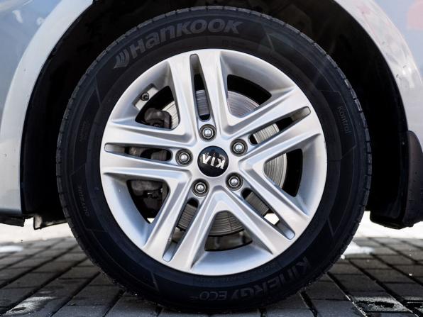 Kia Ceed III с пробегом 2019 года, цена 1 790 000 рублей, 107518 км, универсал, Автокод Объявления