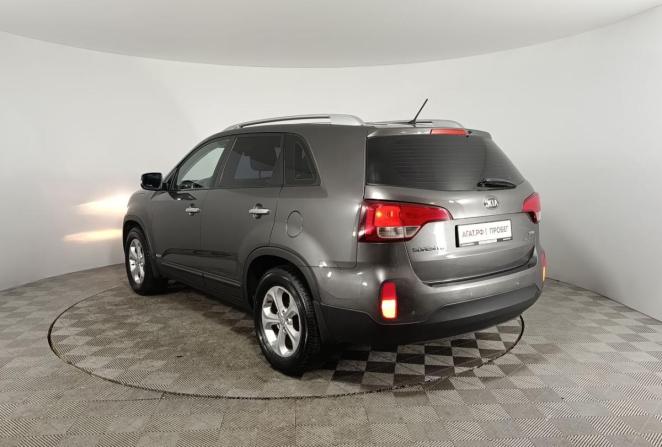 Kia Sorento II Рестайлинг с пробегом 2013 года, цена 1 620 000 рублей, 256550 км, внедорожник, Автокод Объявления