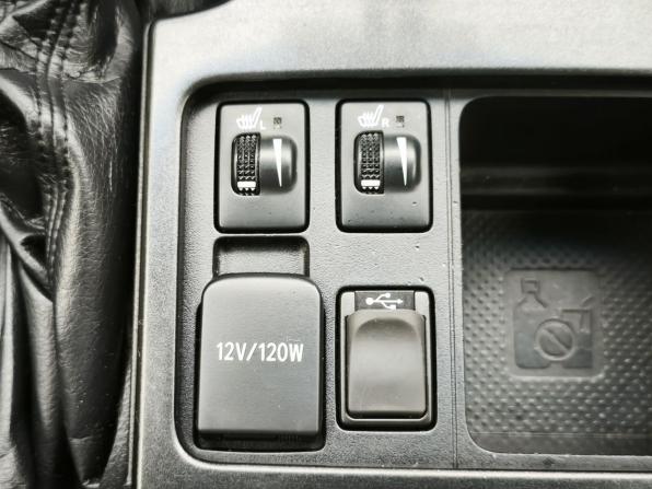 Toyota Land Cruiser Prado 150 Series Рестайлинг 1 с пробегом 2016 года, цена 3 649 000 рублей, 238335 км, внедорожник, Автокод Объявления