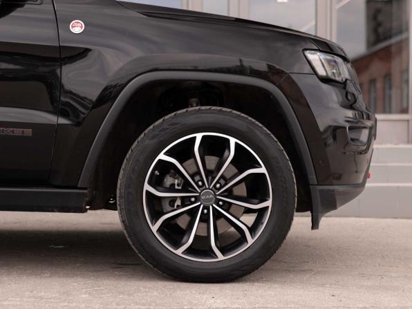 Jeep Grand Cherokee IV (WK2) Рестайлинг с пробегом 2018 года, цена 4 045 000 рублей, 103017 км, внедорожник, Автокод Объявления