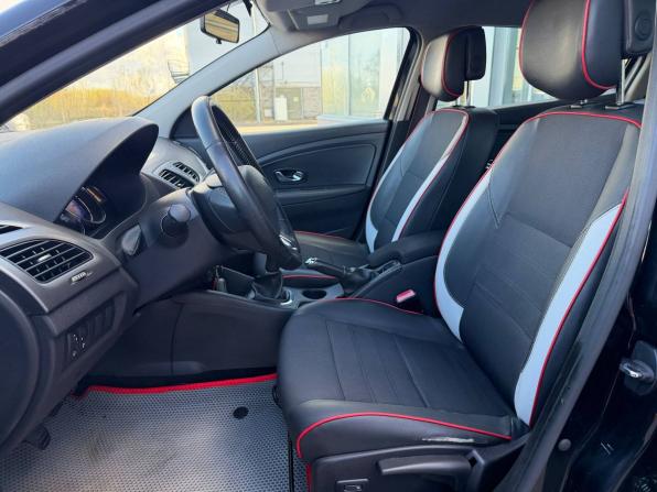 Renault Megane III Рестайлинг с пробегом 2013 года, цена 665 000 рублей, 208700 км, хэтчбек, Автокод Объявления