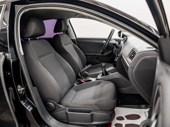 Volkswagen Jetta VI Рестайлинг с пробегом 2014 года, цена 897 000 рублей, 145000 км, седан, Автокод Объявления