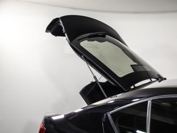 Skoda Octavia III (A7) Рестайлинг с пробегом 2019 года, цена 1 570 000 рублей, 73755 км, лифтбек, Автокод Объявления