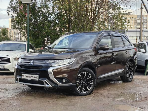Mitsubishi Outlander III Рестайлинг 3 с пробегом 2021 года, цена 1 909 000 рублей, 56074 км, внедорожник, Автокод Объявления