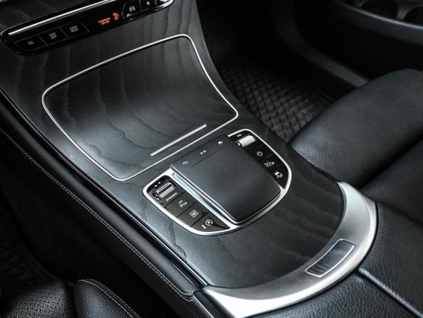 Mercedes-Benz GLC I (X253) Рестайлинг с пробегом 2019 года, цена 3 614 000 рублей, 97742 км, внедорожник, Автокод Объявления