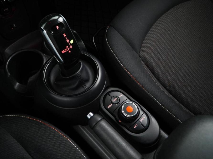 Mini Hatch III (F55/F56) Рестайлинг Москва  - изображение 13