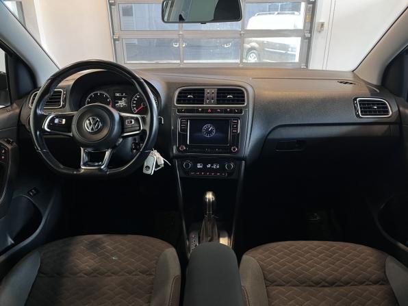 Volkswagen Polo V Рестайлинг с пробегом 2019 года, цена 1 480 000 рублей, 99725 км, седан, Автокод Объявления