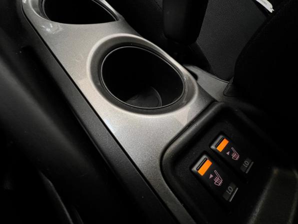 Nissan Juke I с пробегом 2014 года, цена 910 000 рублей, 211450 км, внедорожник, Автокод Объявления