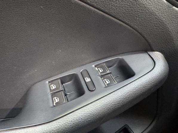 Volkswagen Jetta VI с пробегом 2013 года, цена 919 000 рублей, 234620 км, седан, Автокод Объявления