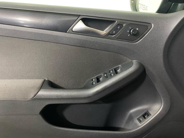 Volkswagen Jetta VI с пробегом 2012 года, цена 727 000 рублей, 224084 км, седан, Автокод Объявления