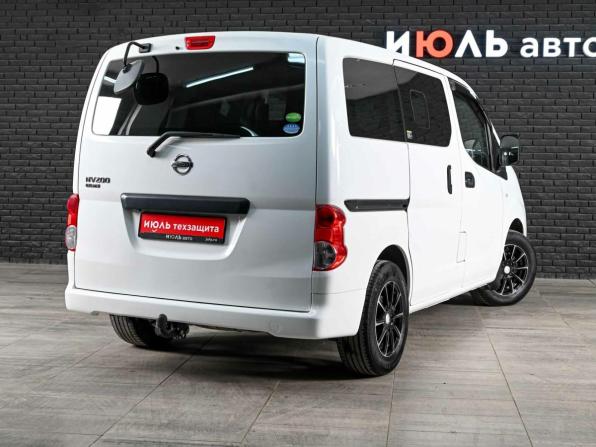 Nissan NV200 с пробегом 2017 года, цена 1 580 000 рублей, 176671 км, минивэн, Автокод Объявления