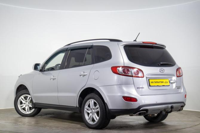 Hyundai Santa Fe II Рестайлинг с пробегом 2011 года, цена 1 379 000 рублей, 260000 км, внедорожник, Автокод Объявления