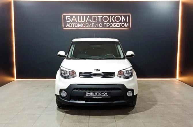 Kia Soul II Рестайлинг с пробегом 2018 года, цена 1 580 000 рублей, 102732 км, хэтчбек, Автокод Объявления