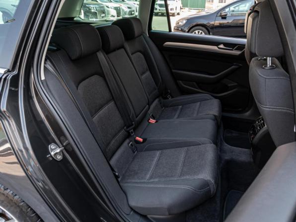 Volkswagen Passat B8 с пробегом 2019 года, цена 2 148 000 рублей, 121977 км, универсал, Автокод Объявления
