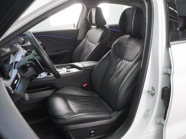 Chery Arrizo 8 с пробегом 2023 года, цена 2 249 000 рублей, 47267 км, седан, Автокод Объявления