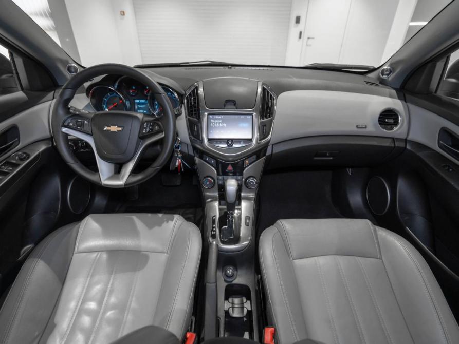 Chevrolet Cruze I Рестайлинг Москва  - изображение 8