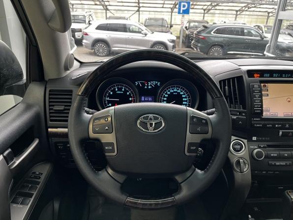 Toyota Land Cruiser 200 Series с пробегом 2010 года, цена 3 350 000 рублей, 340870 км, внедорожник, Автокод Объявления