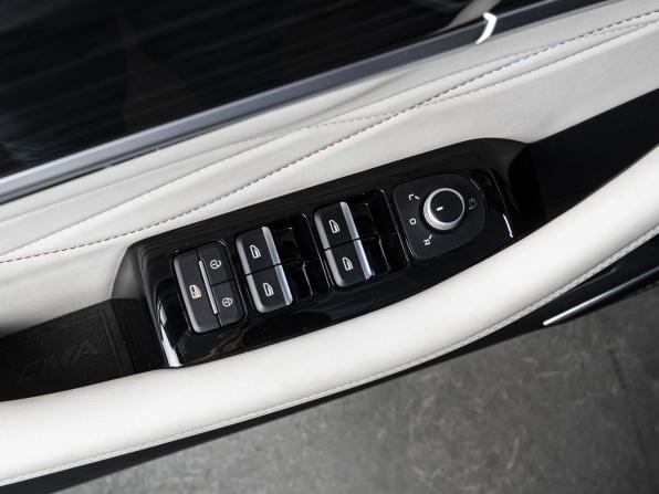 Geely Monjaro I с пробегом 2024 года, цена 3 650 000 рублей, 25639 км, внедорожник, Автокод Объявления