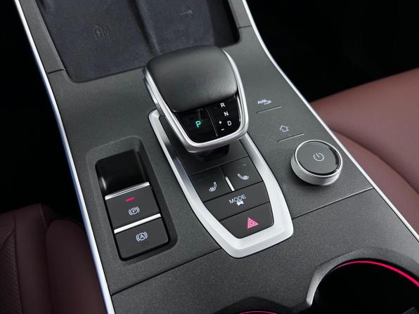 Omoda C5 I с пробегом 2024 года, цена 1 780 000 рублей, 24000 км, внедорожник, Автокод Объявления