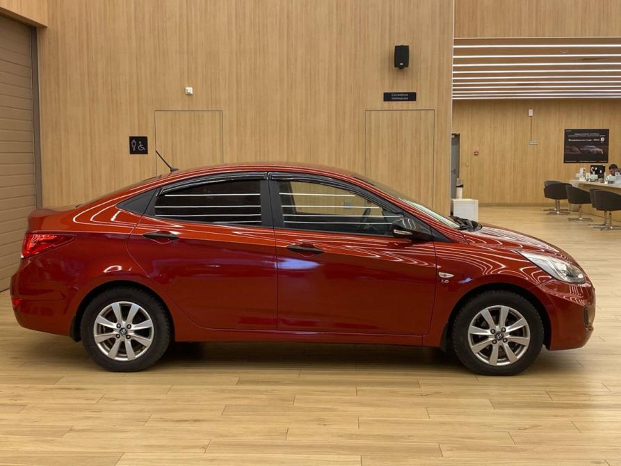 Hyundai Solaris I Санкт-Петербург  - изображение 4
