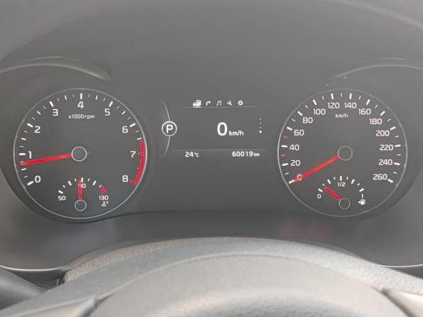 Kia Optima IV Рестайлинг с пробегом 2018 года, цена 2 395 000 рублей, 60018 км, седан, Автокод Объявления