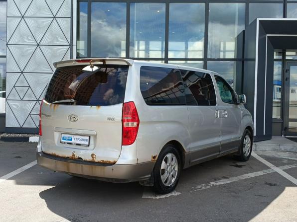 Hyundai Grand Starex I с пробегом 2009 года, цена 1 199 000 рублей, 235501 км, минивэн, Автокод Объявления