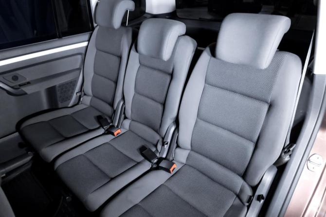 Volkswagen Touran I Рестайлинг 2 с пробегом 2012 года, цена 1 149 000 рублей, 104396 км, компактвэн, Автокод Объявления