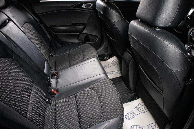 Kia Ceed III с пробегом 2019 года, цена 1 769 000 рублей, 113711 км, хэтчбек, Автокод Объявления
