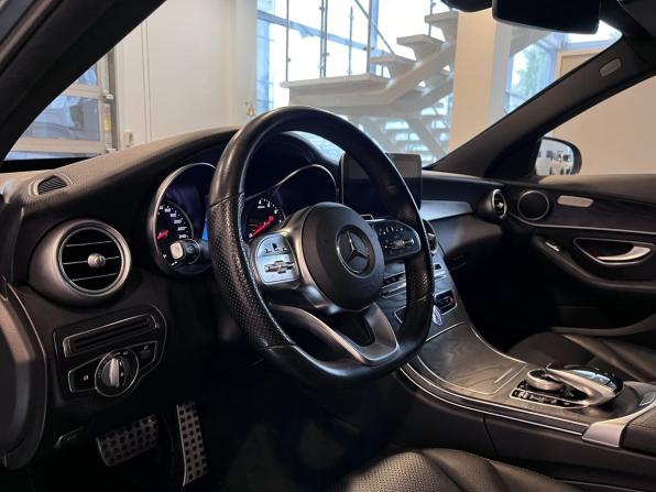 Mercedes-Benz C-Класс IV (W205) Рестайлинг с пробегом 2019 года, цена 2 800 000 рублей, 142190 км, седан, Автокод Объявления