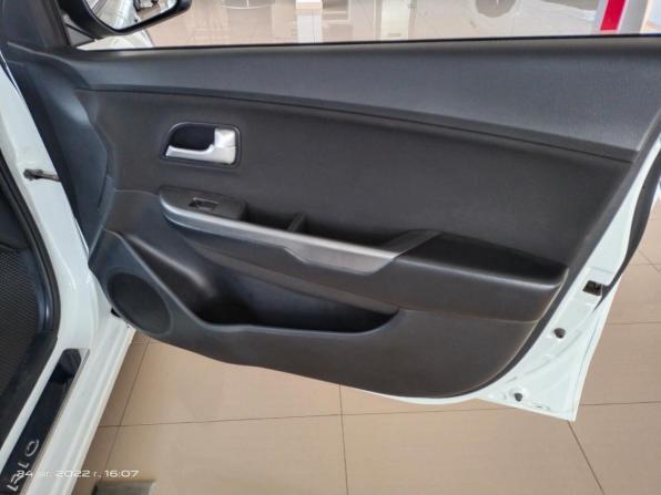 Kia Rio III с пробегом 2013 года, цена 654 000 рублей, 197000 км, седан, Автокод Объявления
