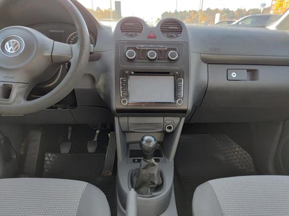 Volkswagen Caddy III Рестайлинг с пробегом 2012 года, цена 900 000 рублей, 221013 км, минивэн, Автокод Объявления