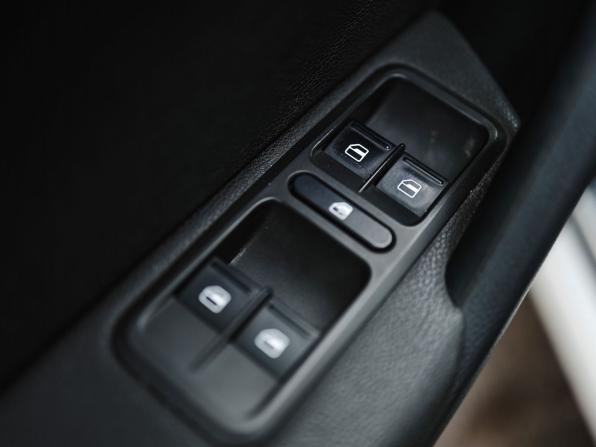 Skoda Yeti I Рестайлинг с пробегом 2014 года, цена 1 699 000 рублей, 141250 км, внедорожник, Автокод Объявления