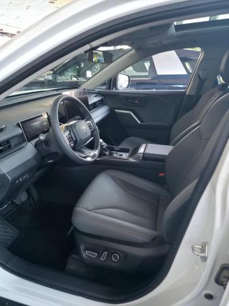 Toyota RAV4 VI (XA60) с пробегом 2026 года, цена 4 400 000 рублей, 63 км, внедорожник, Автокод Объявления