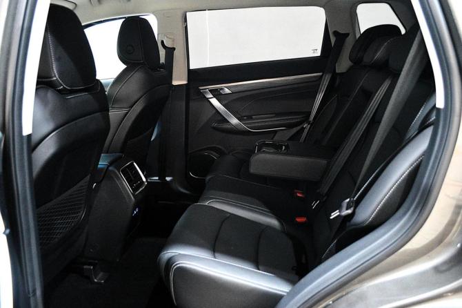 Geely Atlas Pro с пробегом 2023 года, цена 2 300 000 рублей, 12000 км, внедорожник, Автокод Объявления