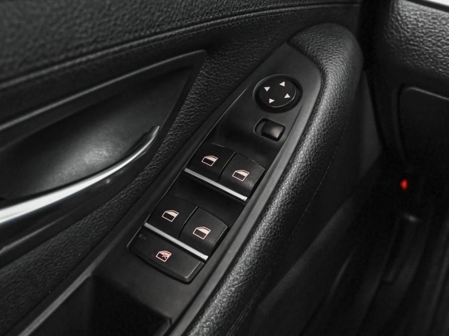 BMW 5 серии VI (F10/F11/F07) Рестайлинг Ставрополь  - изображение 20
