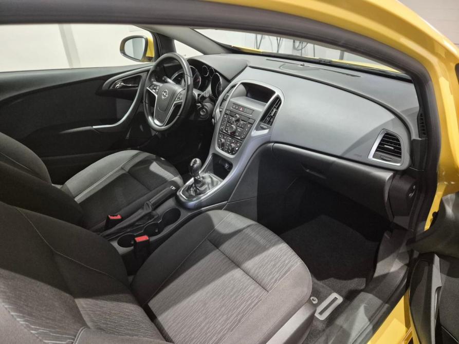 Opel Astra J Рестайлинг Москва  - изображение 8