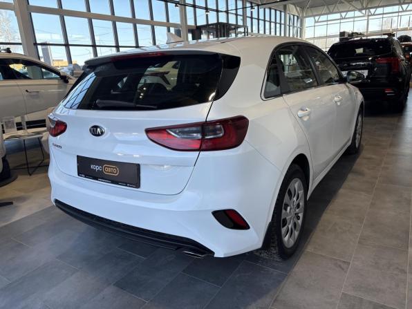 Kia Ceed III с пробегом 2018 года, цена 1 679 000 рублей, 69140 км, универсал, Автокод Объявления