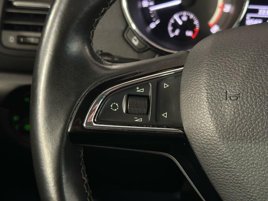 Skoda Yeti I Рестайлинг Великий Новгород  - изображение 13