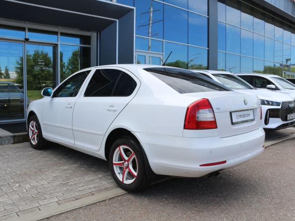 Skoda Octavia II (A5) Рестайлинг с пробегом 2013 года, цена 770 000 рублей, 249827 км, лифтбек, Автокод Объявления