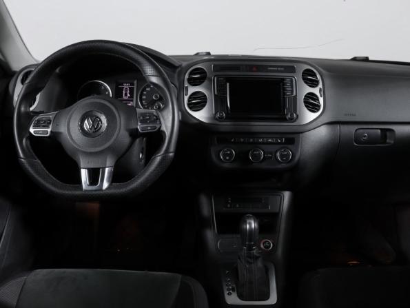 Volkswagen Tiguan I Рестайлинг с пробегом 2015 года, цена 1 370 000 рублей, 141280 км, внедорожник, Автокод Объявления