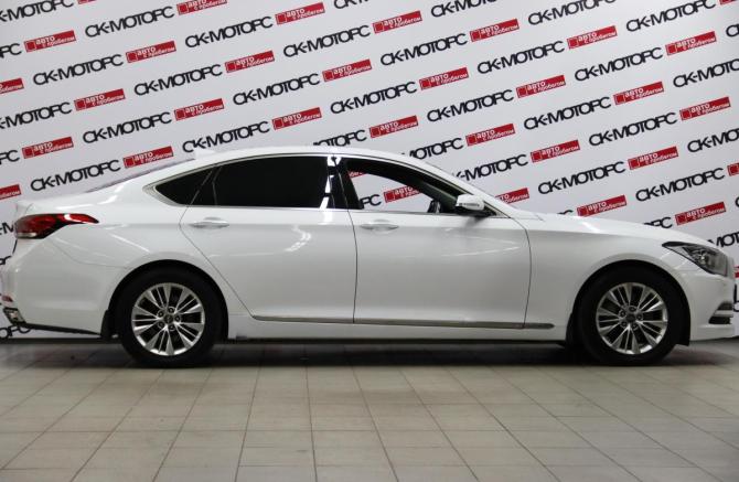 Hyundai Genesis II с пробегом 2015 года, цена 1 995 950 рублей, 178367 км, седан, Автокод Объявления