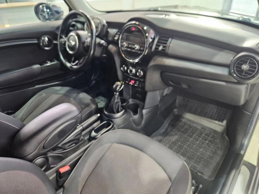 Mini Hatch III (F55/F56) Москва  - изображение 16