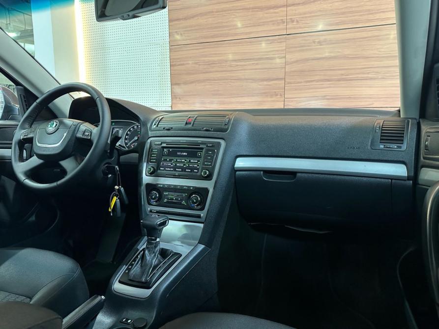 Skoda Octavia II (A5) Рестайлинг Челябинск  - изображение 9