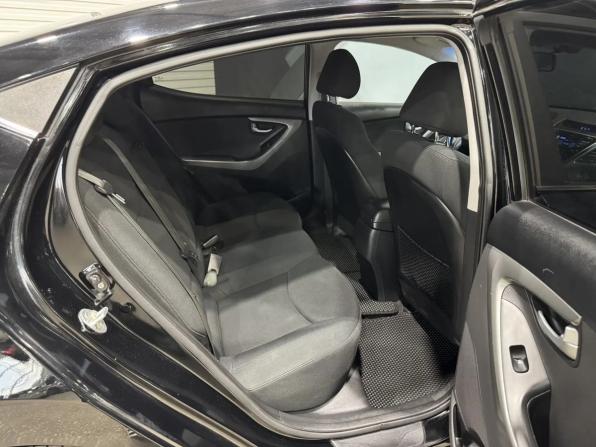 Hyundai Elantra V (MD) Рестайлинг с пробегом 2014 года, цена 1 045 000 рублей, 181577 км, седан, Автокод Объявления