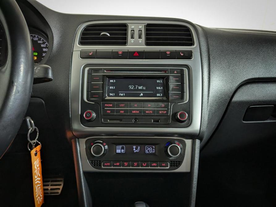 Volkswagen Polo V Рестайлинг Екатеринбург  - изображение 11