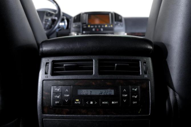 Toyota Land Cruiser 200 Series с пробегом 2011 года, цена 2 699 000 рублей, 406238 км, внедорожник, Автокод Объявления