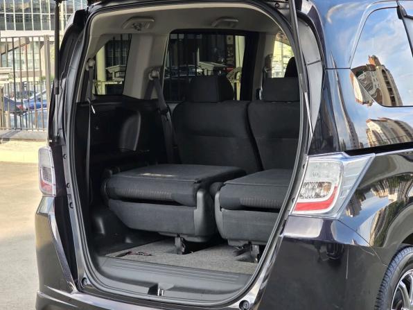 Honda Freed I Рестайлинг с пробегом 2012 года, цена 977 000 рублей, 159968 км, компактвэн, Автокод Объявления