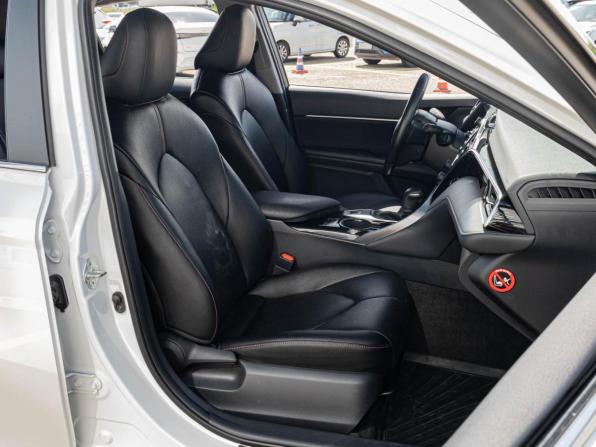 Toyota Camry VIII (XV70) с пробегом 2020 года, цена 2 960 000 рублей, 69577 км, седан, Автокод Объявления